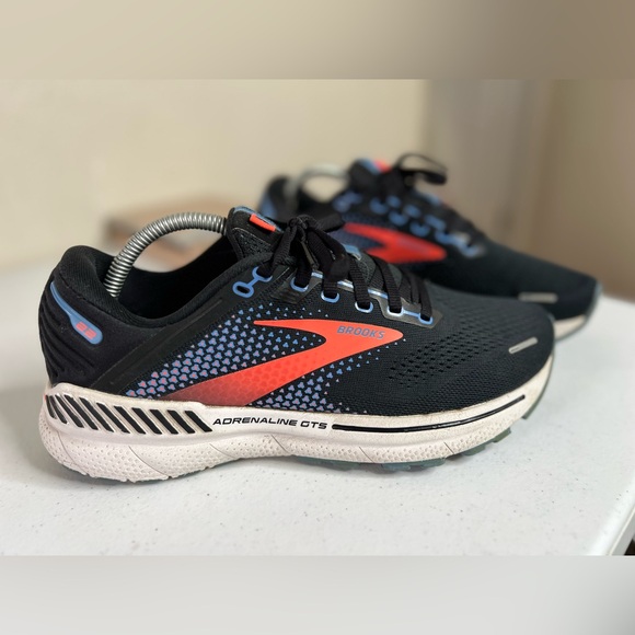 Brooks Adrenaline GTS 22 Black Purple Coral Women’s Sneakers Size 8.5 - Picture 2 of 10